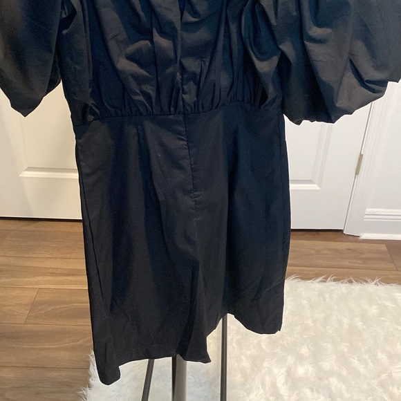 Black Petal & Pup Dress - Picture 7 of 7